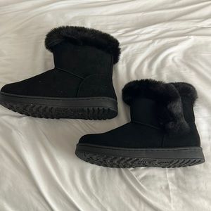 Black SO Winter Boots